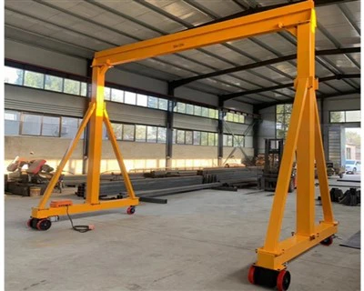 Mini-grue à portique